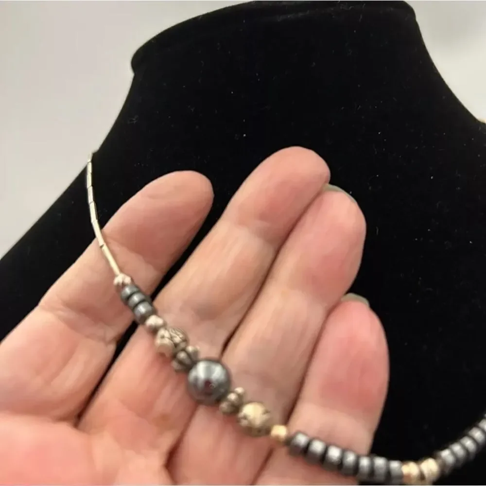 Beaded Dream Catcher Choker Necklace Silver Tone W/Hematite Beads 8-1/2" Drop - Picture 6 of 8